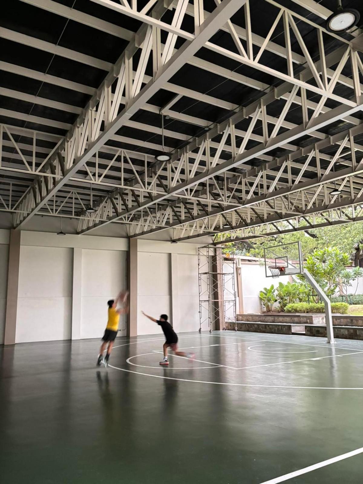2 Bedroom Condo Unit Near Sm Bf & Naia At The Atherton By Dmci With 2 Balcony Paranaque City 외부 사진