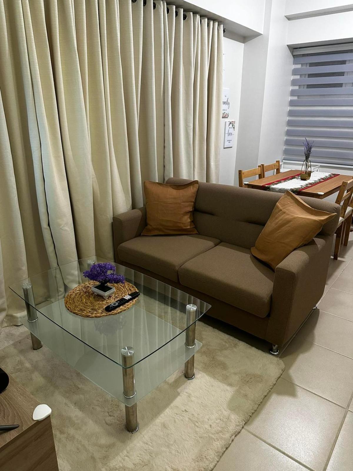 2 Bedroom Condo Unit Near Sm Bf & Naia At The Atherton By Dmci With 2 Balcony Paranaque City 외부 사진