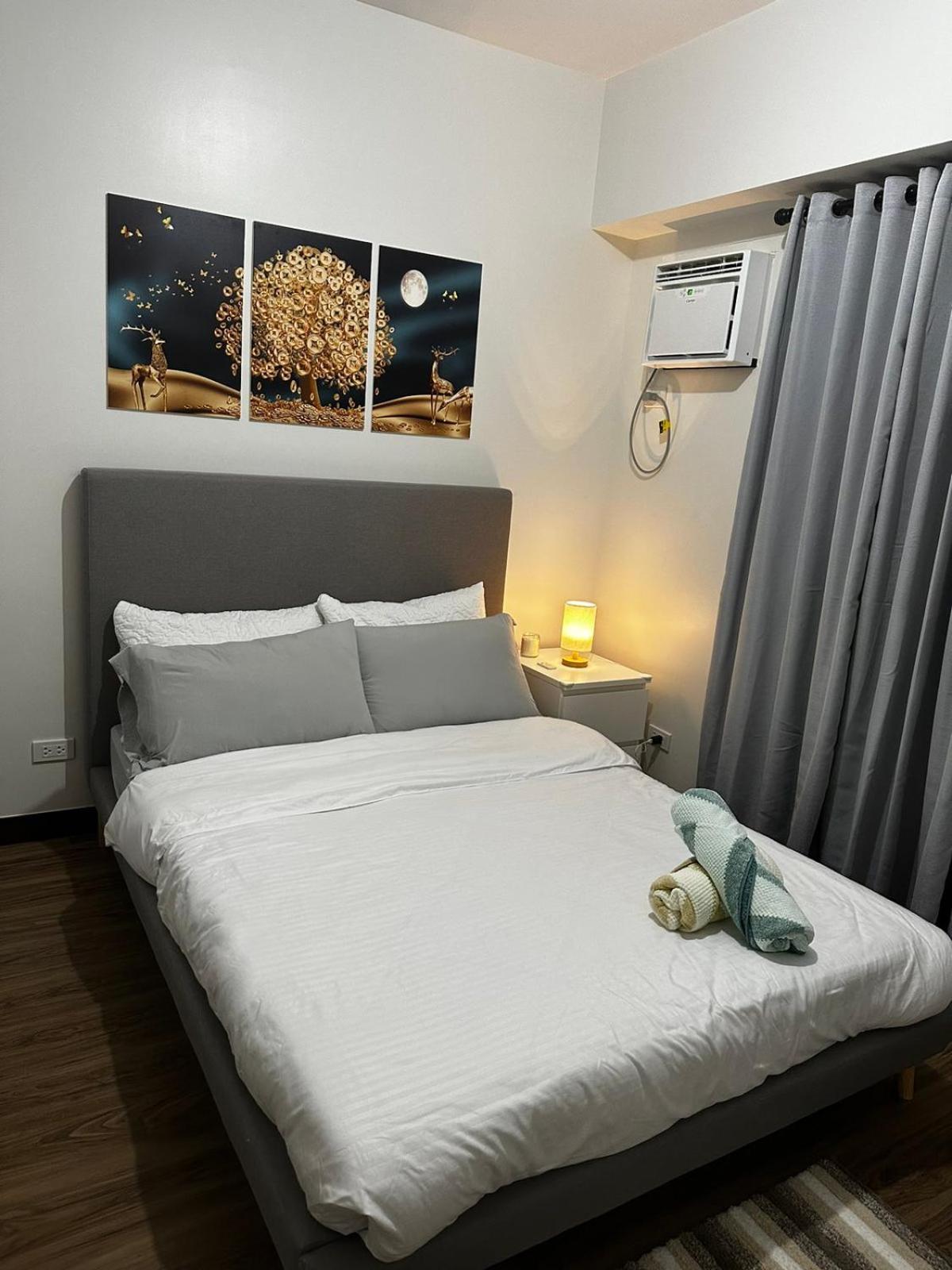 2 Bedroom Condo Unit Near Sm Bf & Naia At The Atherton By Dmci With 2 Balcony Paranaque City 외부 사진