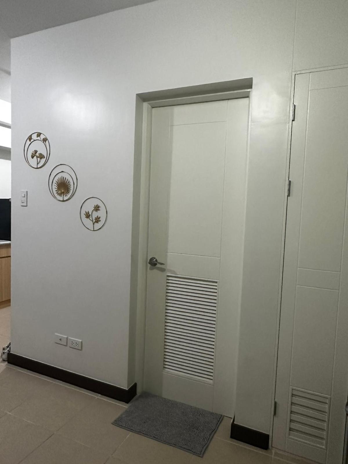 2 Bedroom Condo Unit Near Sm Bf & Naia At The Atherton By Dmci With 2 Balcony Paranaque City 외부 사진